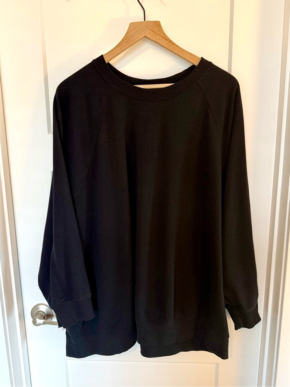 Women’s Black Crewneck Sweater Old Navy